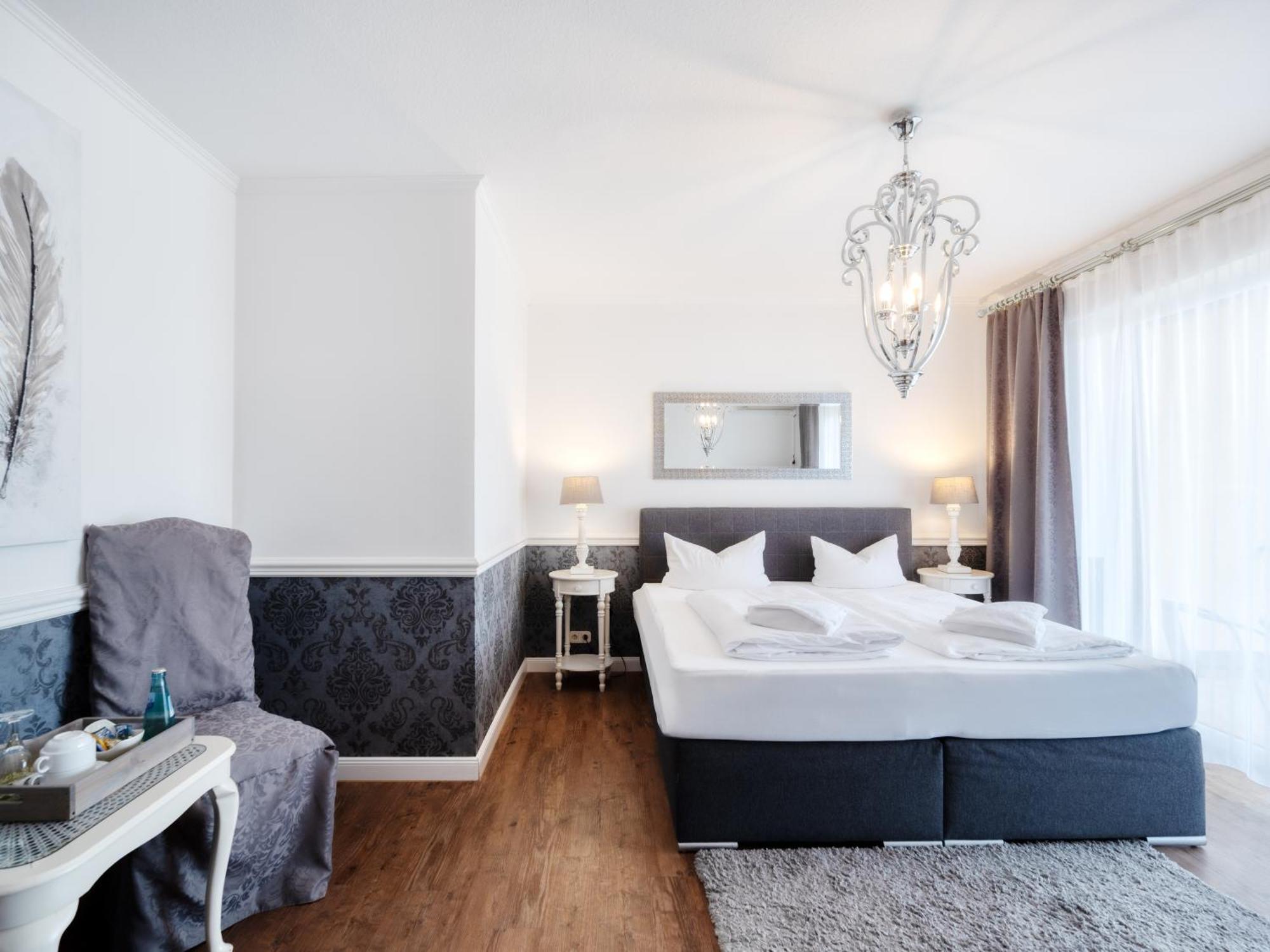 Hotel-Restaurant Central Am Koenigshof Viernheim Zewnętrze zdjęcie