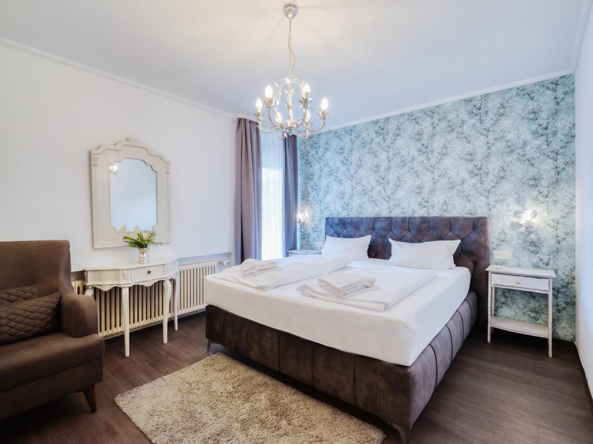 Hotel-Restaurant Central Am Koenigshof Viernheim Zewnętrze zdjęcie