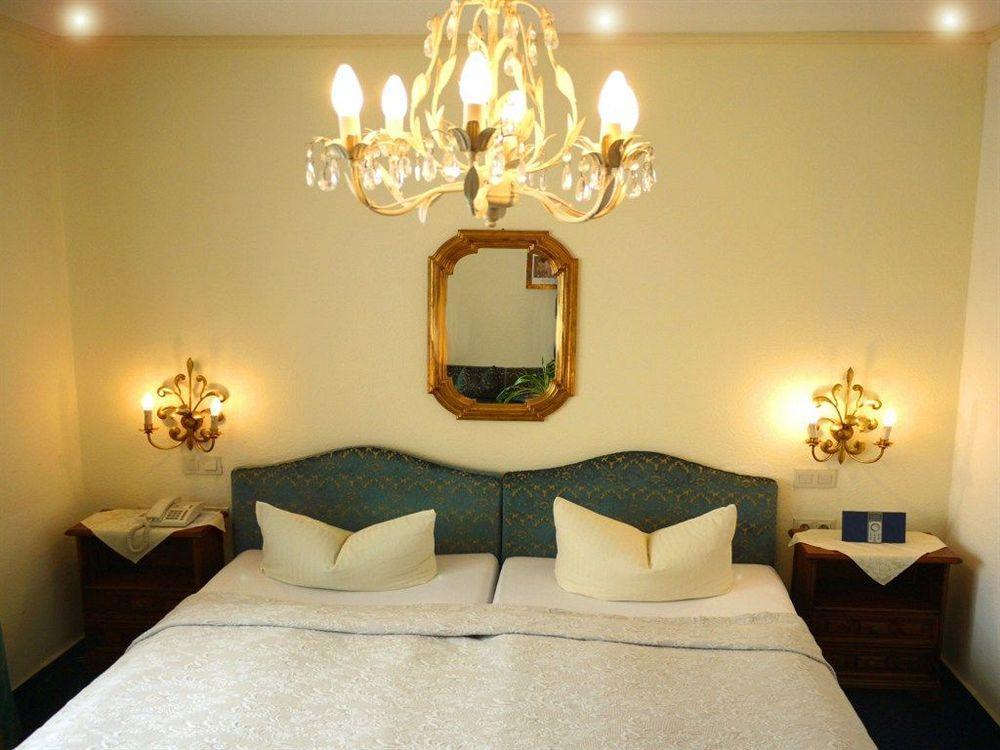 Hotel-Restaurant Central Am Koenigshof Viernheim Zewnętrze zdjęcie