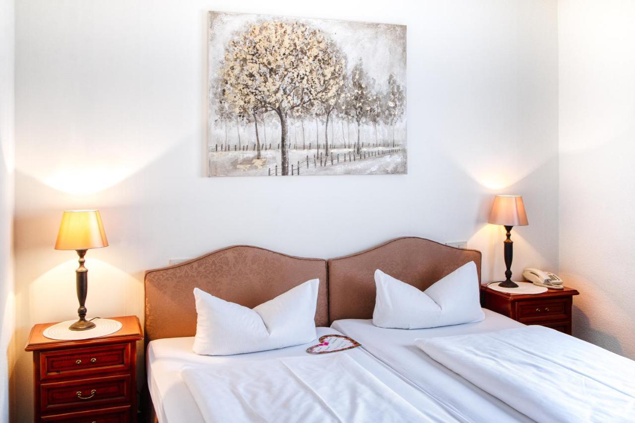 Hotel-Restaurant Central Am Koenigshof Viernheim Zewnętrze zdjęcie